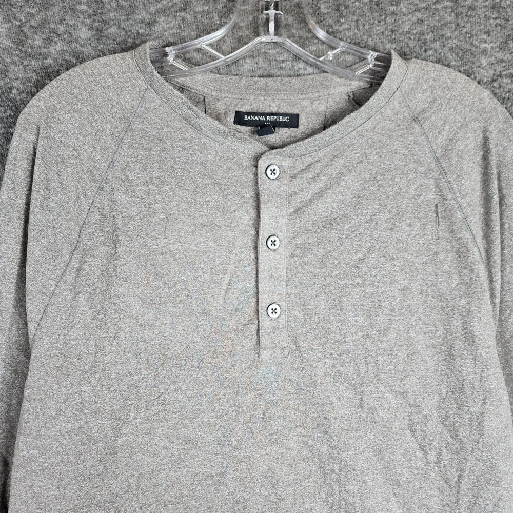 Banana Republic Henley Mens L Gray Long Sleeve Cotton Blend Heathered EUC